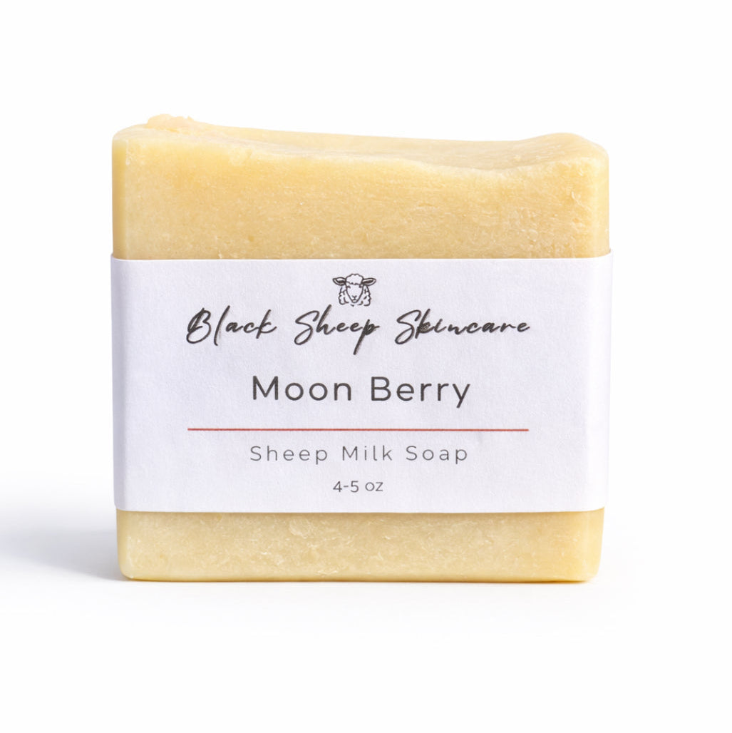 Moon Berry – A Luminous Sheep Milk Soap with the Scent of Ripe Dark Berries